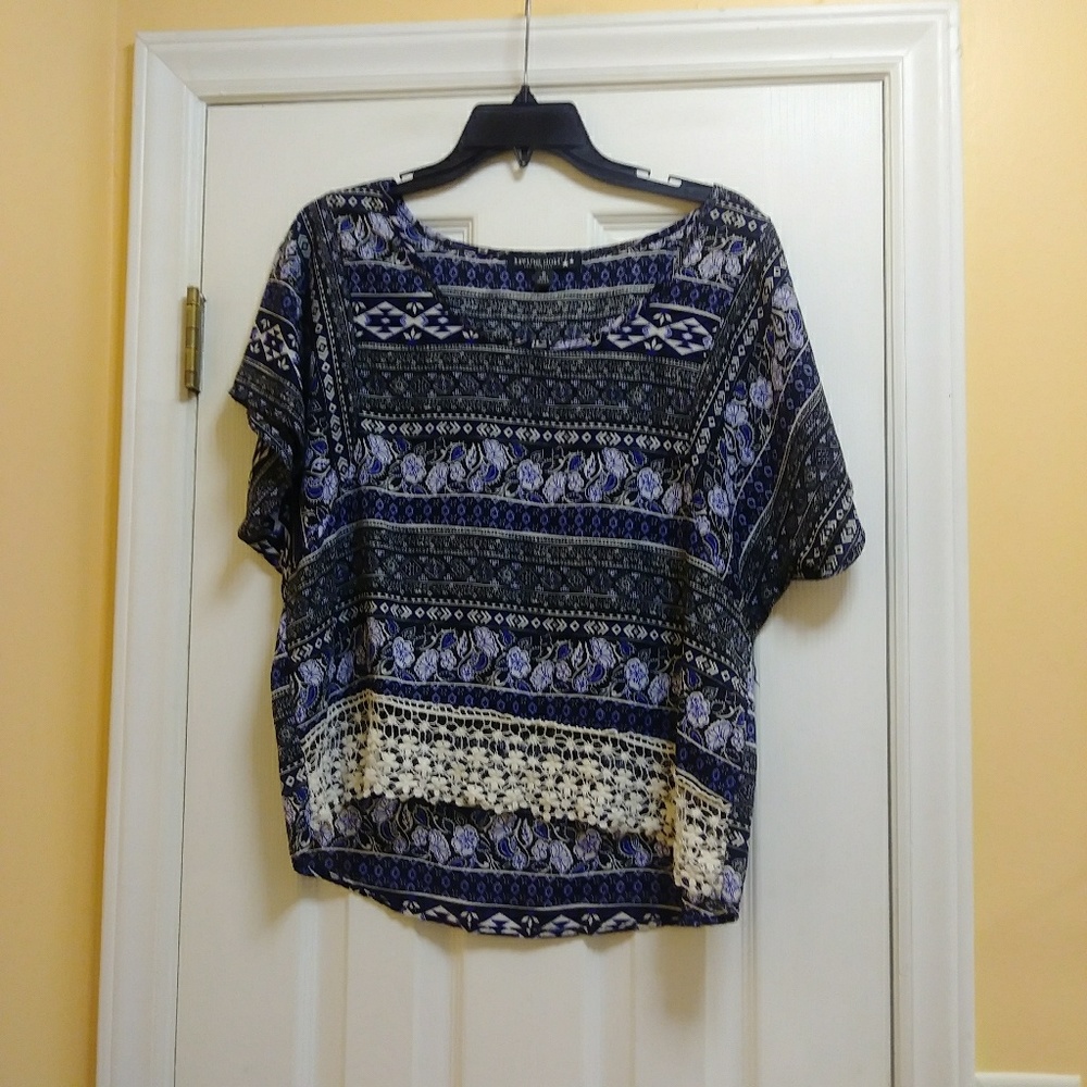 Living Doll Women's Blouse Size Small Blue Floral